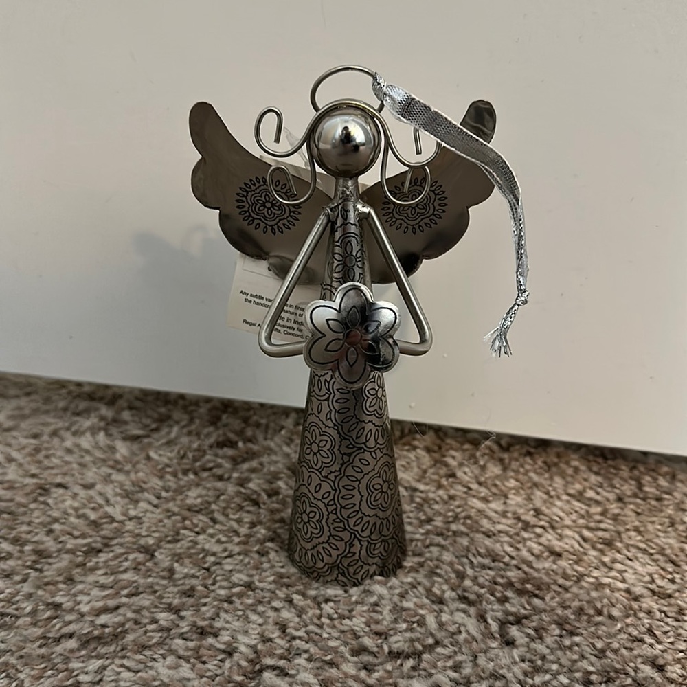 NWT Angel Flower: Regal Home & Garden Decor